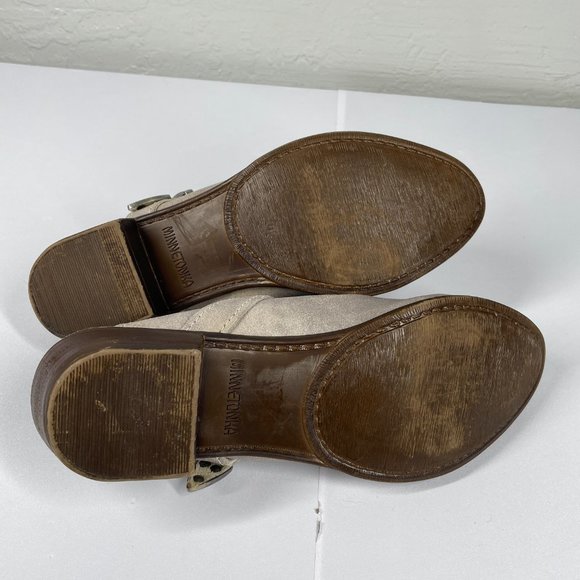 Minnetonka Gray Mules with Brown Heel - Picture 8 of 10